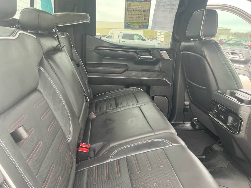 2025 GMC Sierra 1500 AT4X