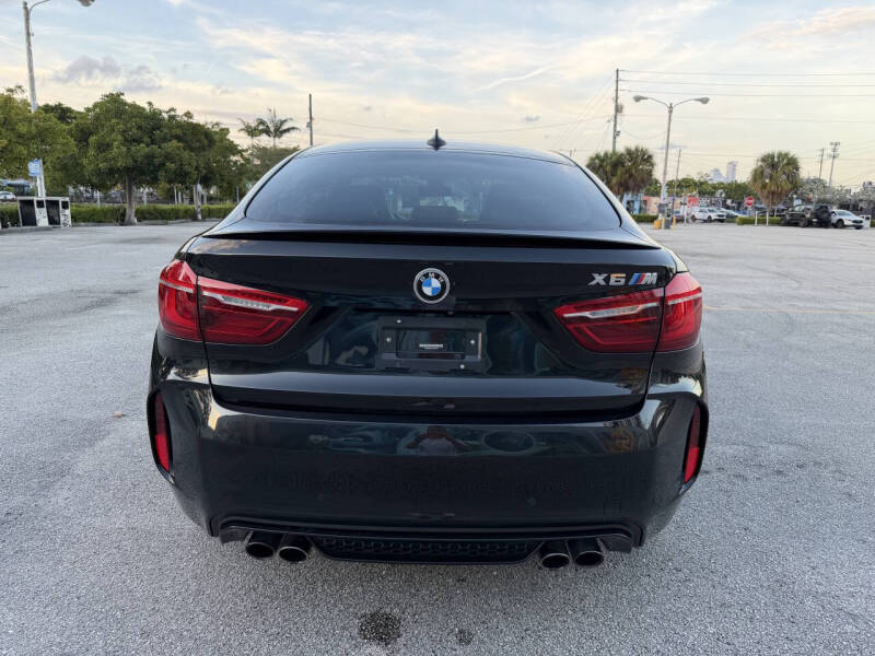 2016 BMW X6 M