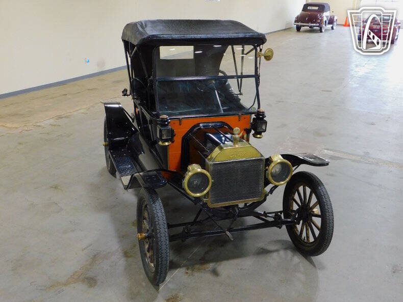 1914 Ford Model T