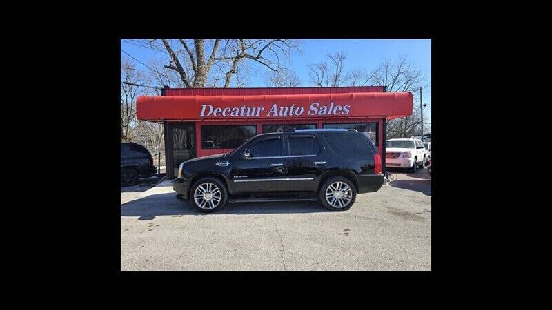 2013 Cadillac Escalade Platinum Edition