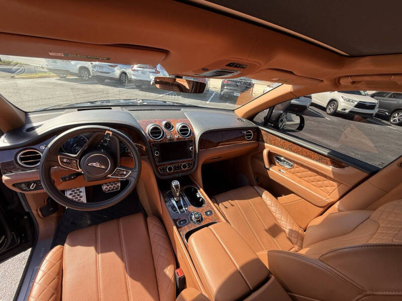 2020 Bentley Bentayga Hybrid