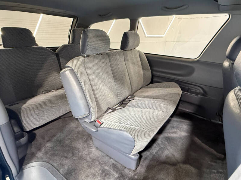 1995 Toyota Previa DX