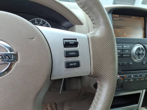2011 Nissan Pathfinder SV