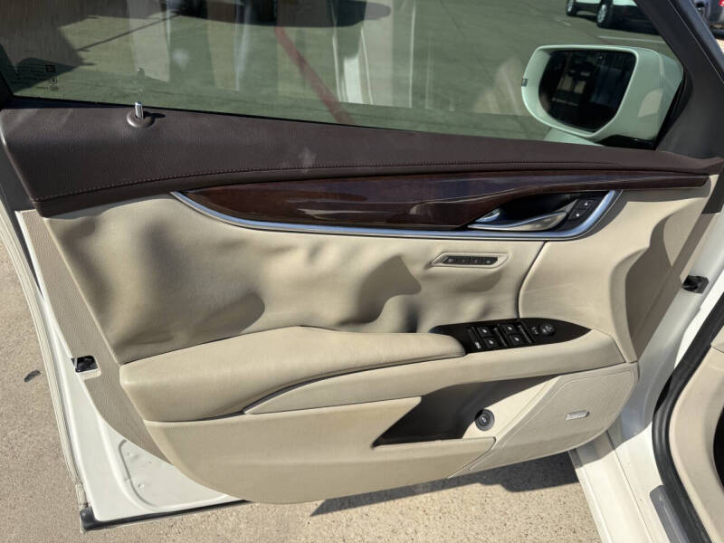 2015 Cadillac XTS Luxury