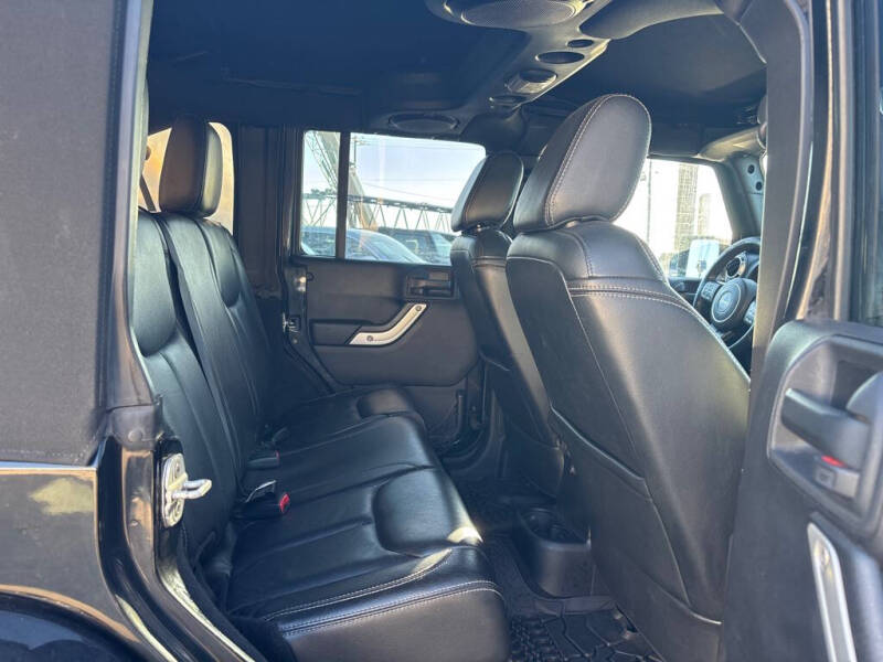 2013 Jeep Wrangler Unlimited Sahara