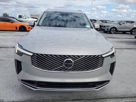 2025 Volvo XC90 B6 Plus Bright Theme 7P