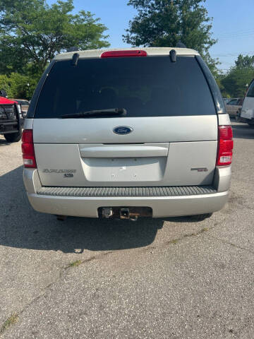 2005 Ford Explorer XLT