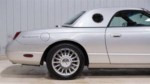 2004 Ford Thunderbird Deluxe