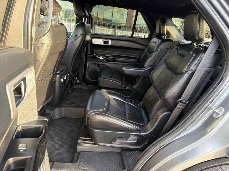 2023 Ford Explorer ST