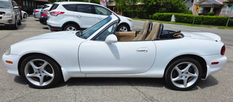 2002 Mazda MX-5 Miata LS