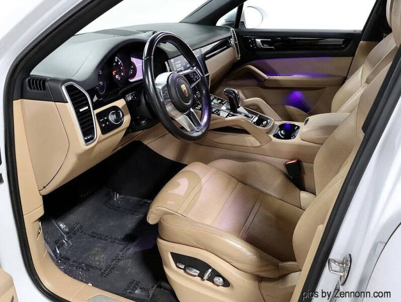 2020 Porsche Cayenne Coupe