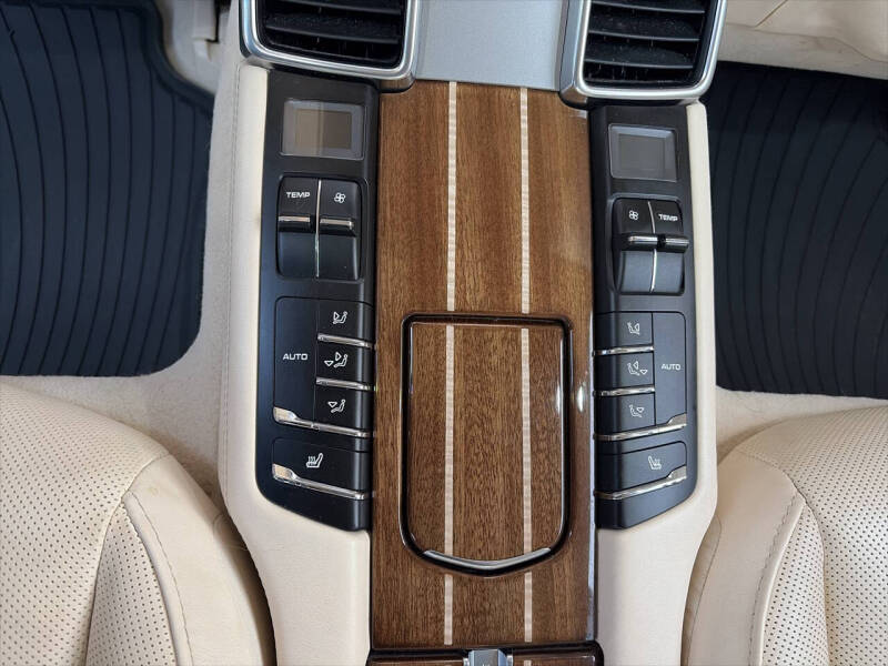 2012 Porsche Panamera 4S