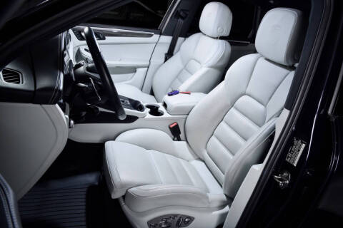 2022 Porsche Macan S