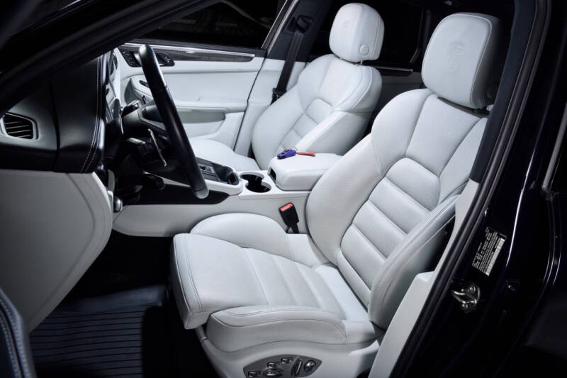 2022 Porsche Macan S