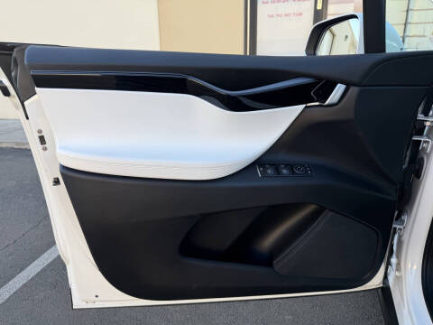 2020 Tesla Model X Long Range Plus