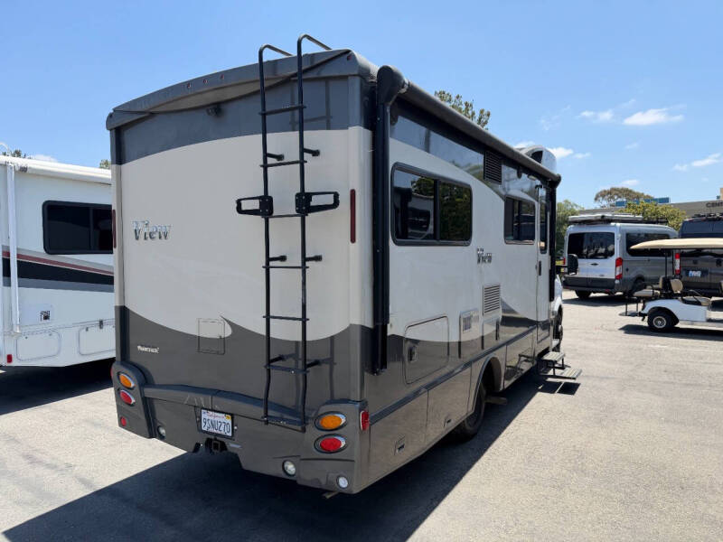 2016 Winnebago View