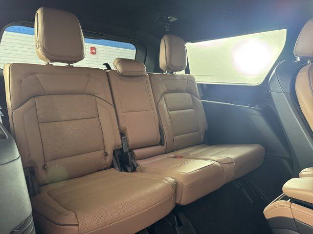 2025 Lincoln Navigator L Black Label