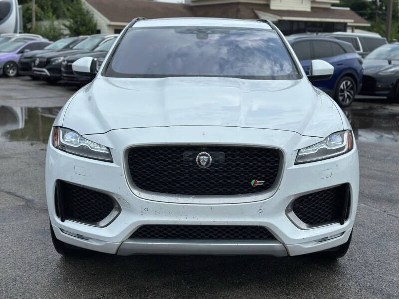 2019 Jaguar F-PACE S