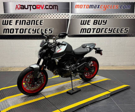 2025 Ducati Monster 937