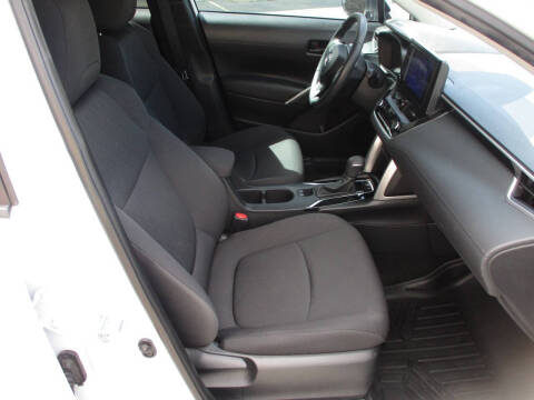 2023 Toyota Corolla Cross LE