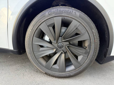 2026 Tesla Model Y Long Range