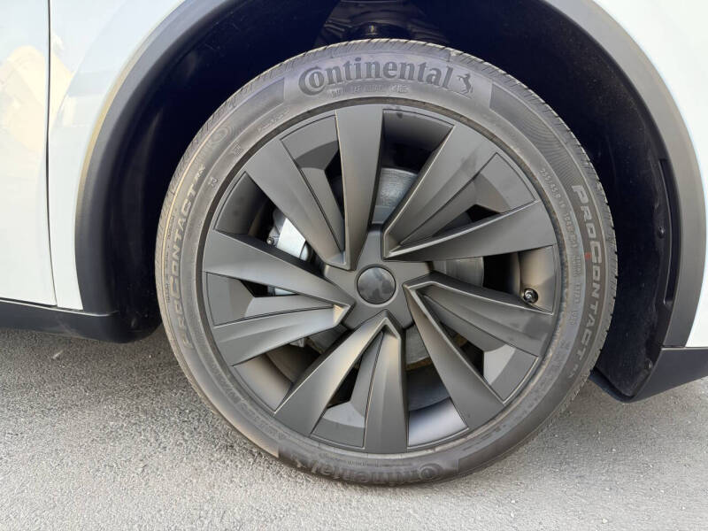 2026 Tesla Model Y Long Range