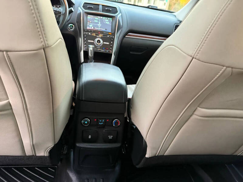 2016 Ford Explorer Platinum