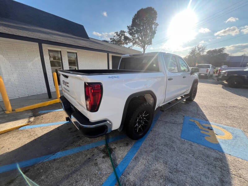 2023 GMC Sierra 1500