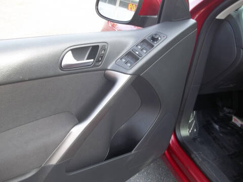 2010 Volkswagen Tiguan S