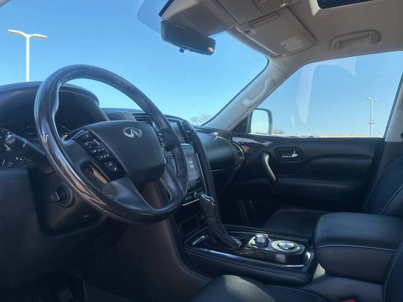 2021 Infiniti QX80 Luxe