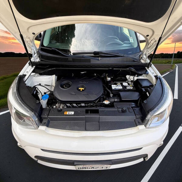 2018 Kia Soul +