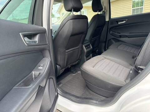 2021 Ford Edge SE