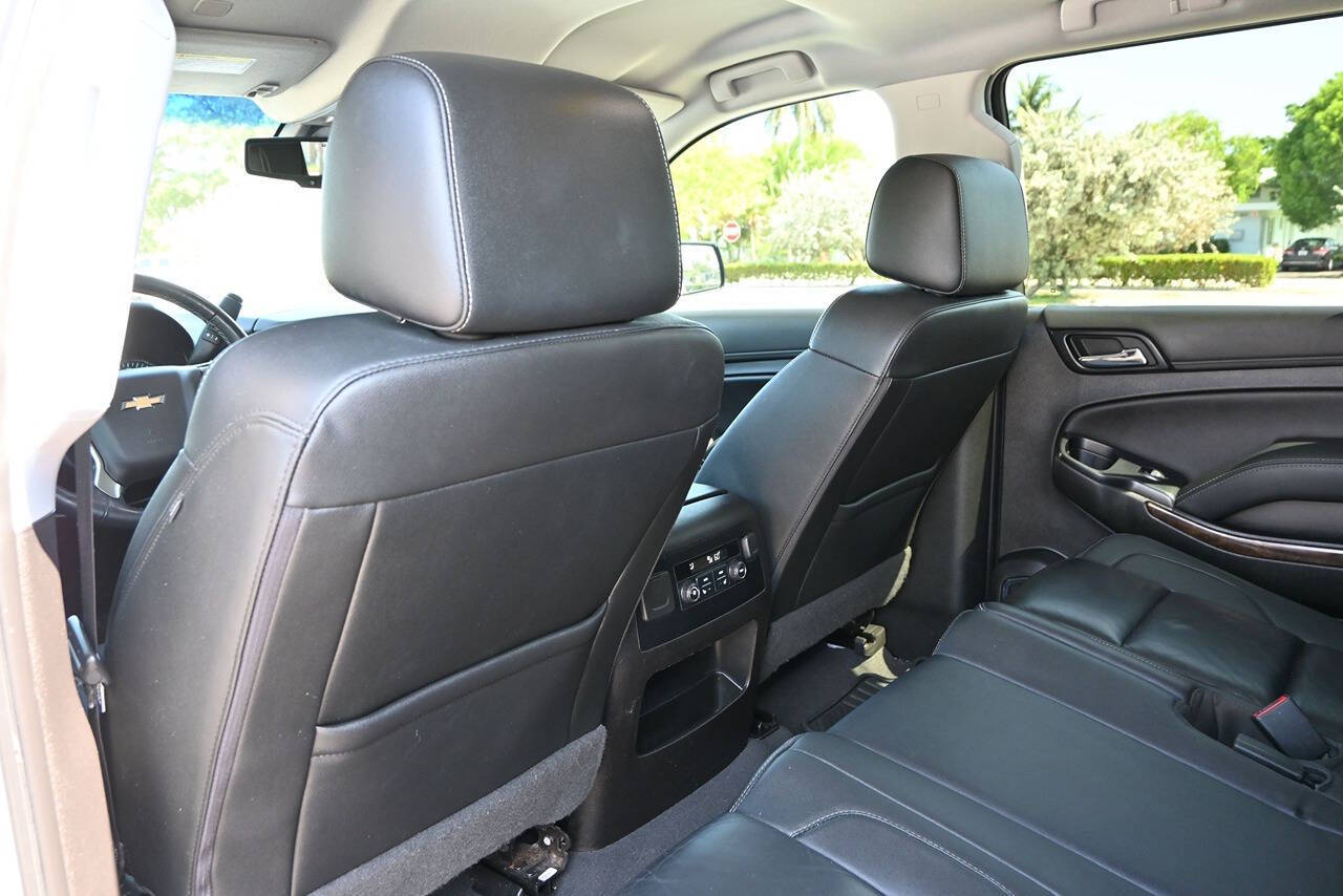 2019 Chevrolet Suburban 12