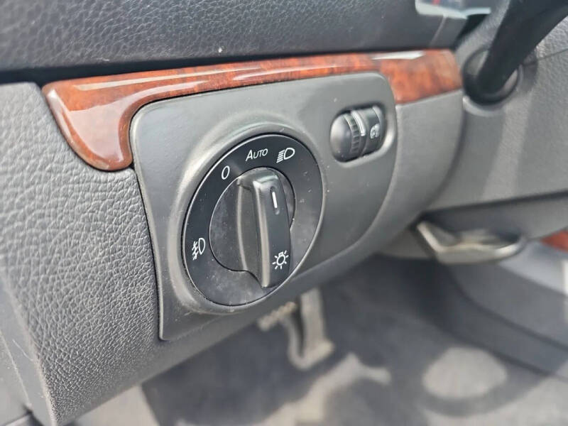 2009 Volkswagen Eos Lux