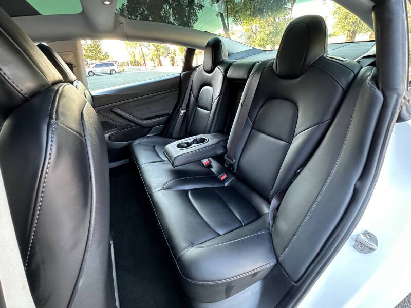 2021 Tesla Model 3 Base photo 30