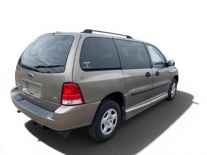 2006 Ford Freestar SE