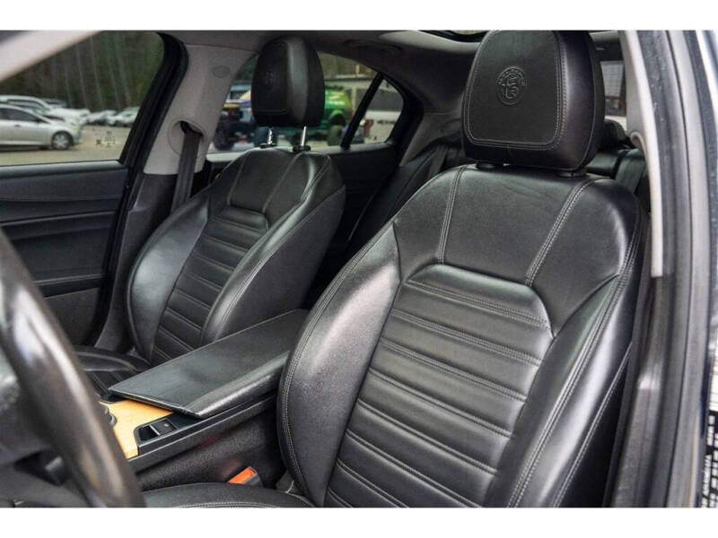 2017 Alfa Romeo Giulia Ti