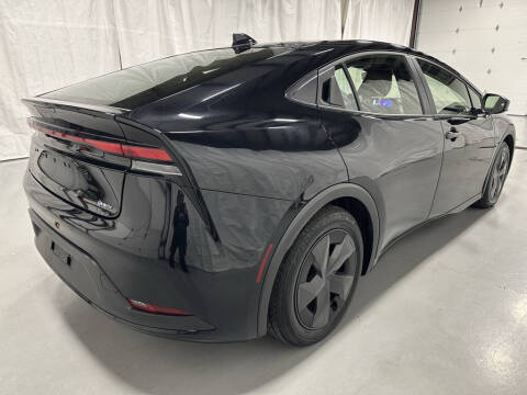 2025 Toyota Prius LE