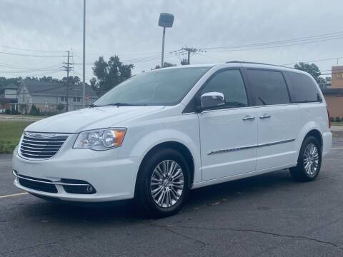 2016 Chrysler Town and Country for sale at MAGIC AUTO SALES in Little Ferry NJ