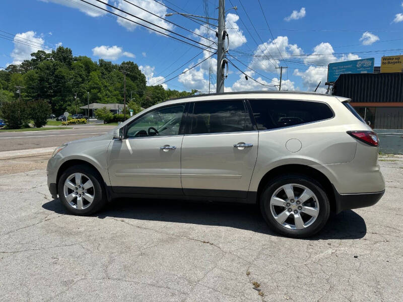 2017 Chevrolet Traverse LT
