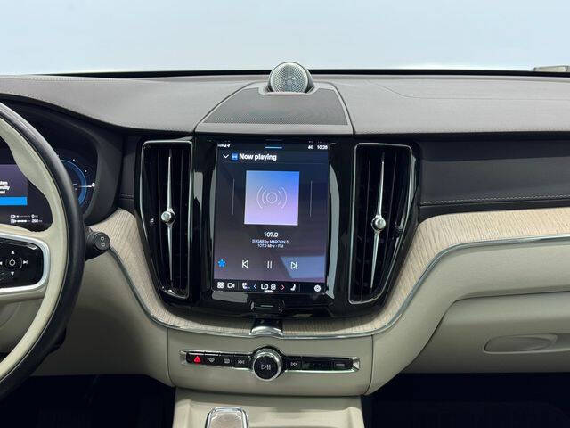 2022 Volvo XC60 Recharge T8 Inscription