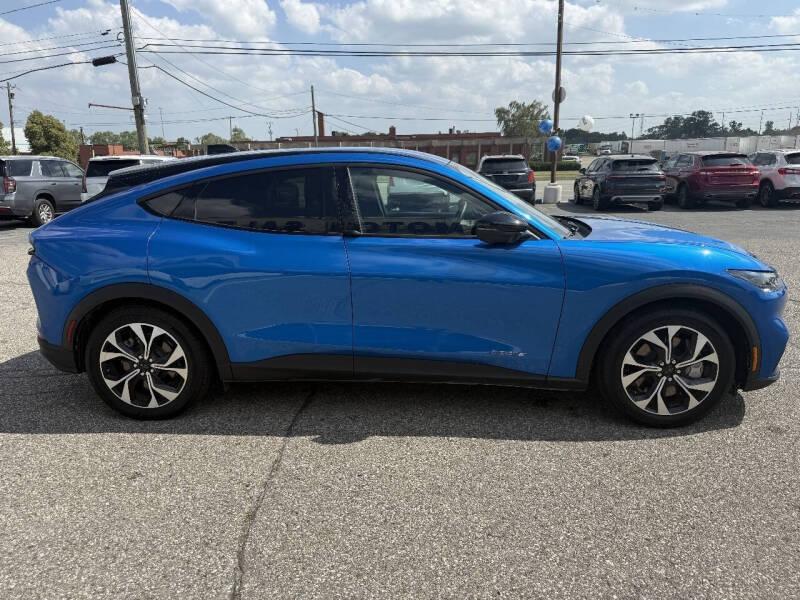 2025 Ford Mustang Mach-E Select