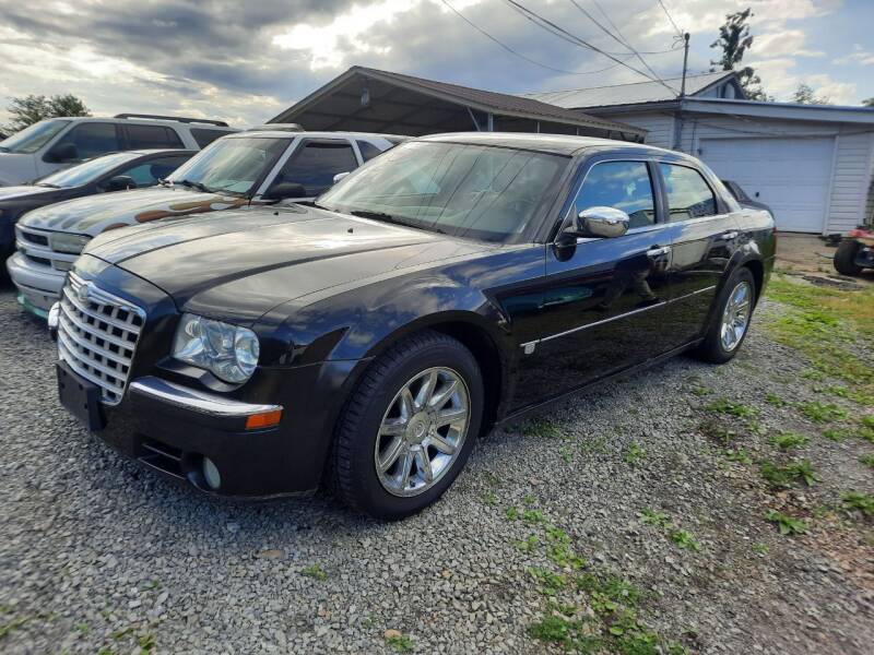 2006 Chrysler 300 for sale at Rocket Center Auto Sales in Mount Carmel TN