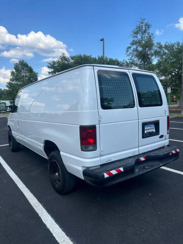 2011 Ford E-Series E-250