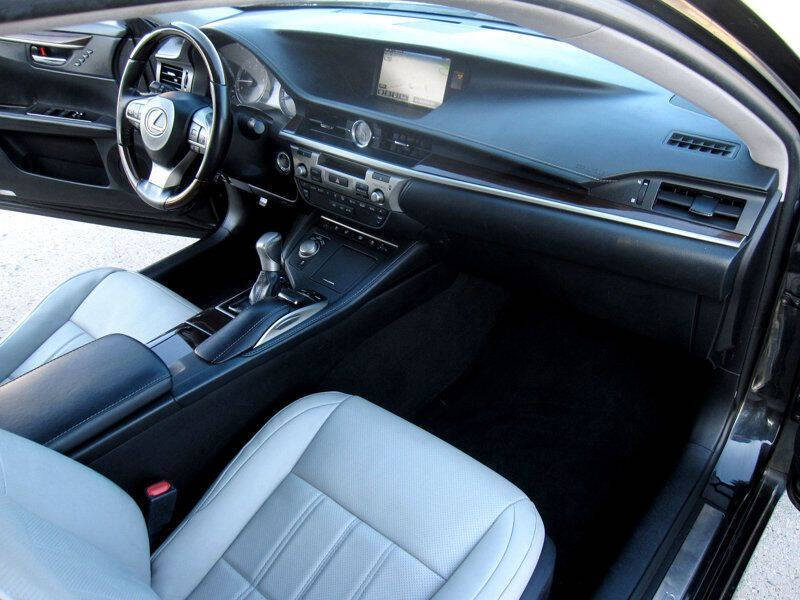 2016 Lexus ES 350