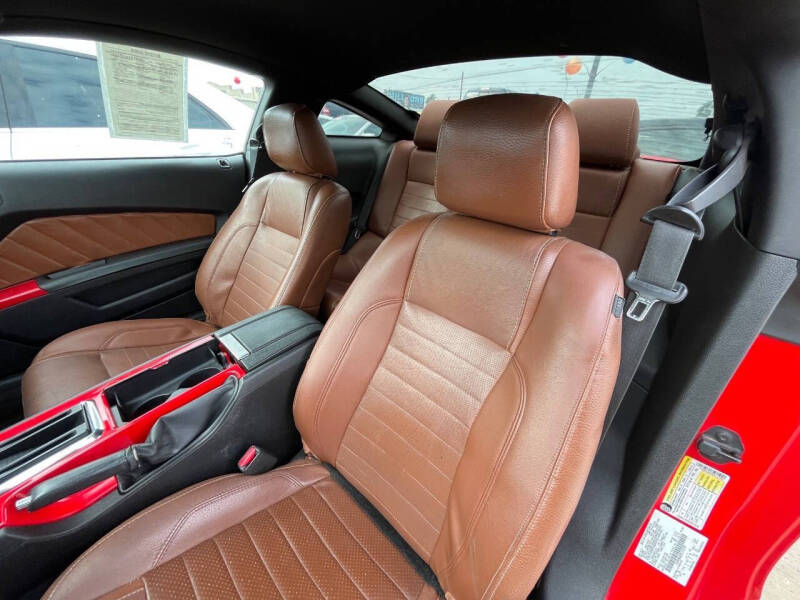 2011 Ford Mustang V6 Premium