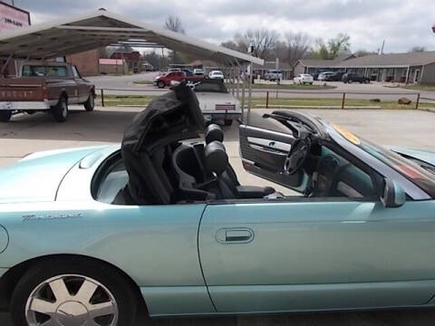 2002 Ford Thunderbird Deluxe