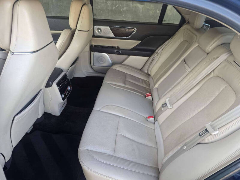 2017 Lincoln Continental Reserve