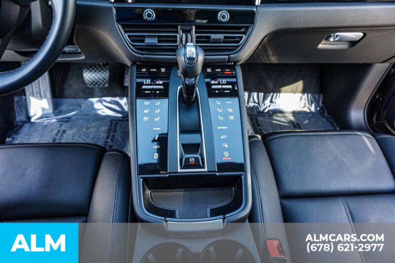 2024 Porsche Macan S