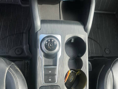 2021 Ford Escape SEL